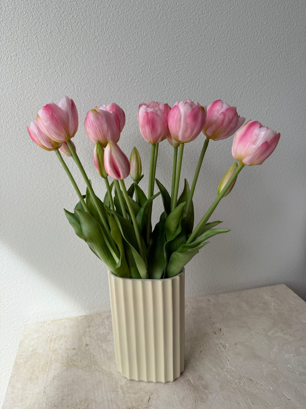 15 Deluxe tulips - light pink