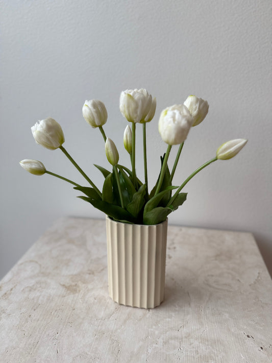 10 Deluxe tulips - White